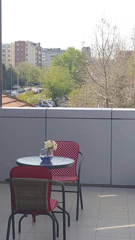 Garni Hotel Contact Belgrade Exterior photo